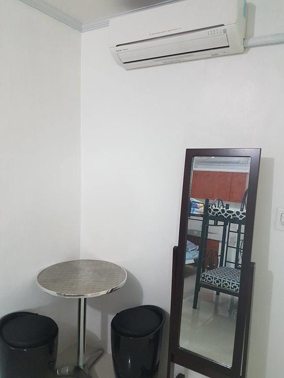 N&J Lopez Lodging House Pasay Ngoại thất bức ảnh
