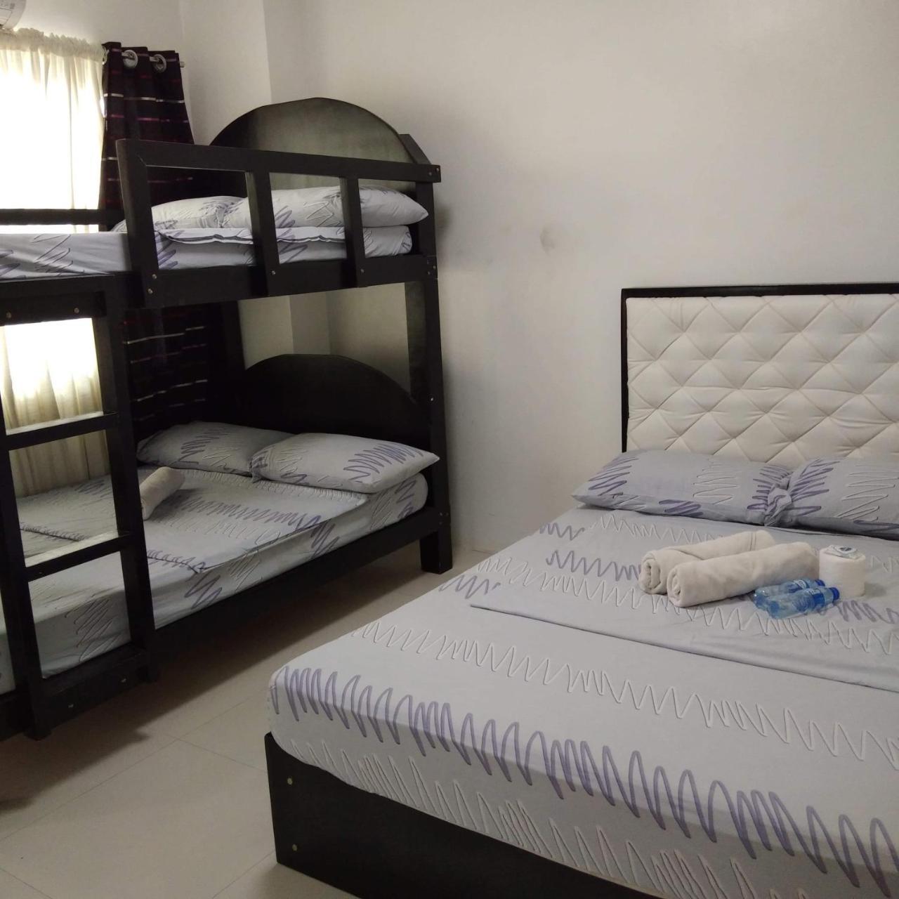 N&J Lopez Lodging House Pasay Phòng bức ảnh